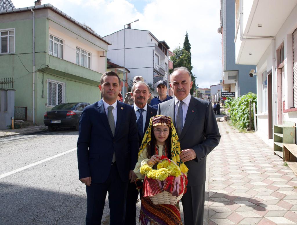 Vali Erol, İade-i Ziyaretlerini Sürdürüyor 